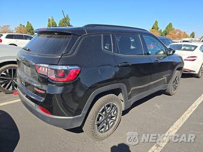 2025 Jeep Compass Trailhawk - zdjęcie 4 z 25 - miniatura