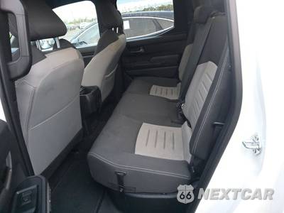 2025 Toyota Tacoma TRD Off-Road Crew Cab Medium Bed - zdjęcie 13 z 23 - miniatura