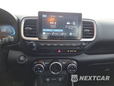 2025 Hyundai Venue SEL - zdjęcie 11 z 23 - miniatura
