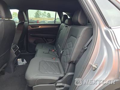 2025 Volkswagen Atlas Cross Sport 2.0T SE w/Technology - zdjęcie 13 z 21 - miniatura