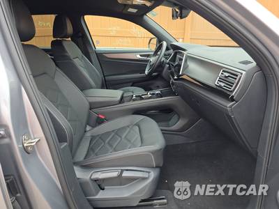 2025 Volkswagen Atlas Cross Sport 2.0T SE w/Technology - zdjęcie 8 z 21 - miniatura
