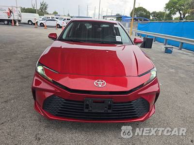 2025 Toyota Camry LE - zdjęcie 2 z 23 - miniatura