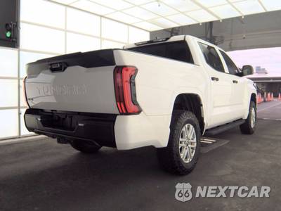 2023 Toyota Tundra SR Crew Cab Short Bed - zdjęcie 4 z 27 - miniatura