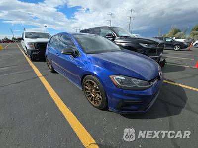 2019 Volkswagen Golf R Hatchback w/DCC & Navigation - zdjęcie 3 z 35 - miniatura