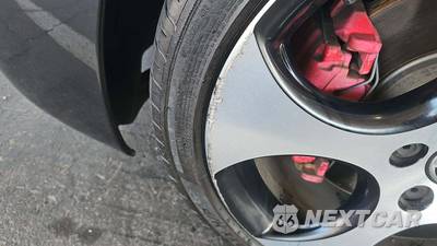 2012 Volkswagen GTI w/Sunroof & Navigation - zdjęcie 41 z 59 - miniatura