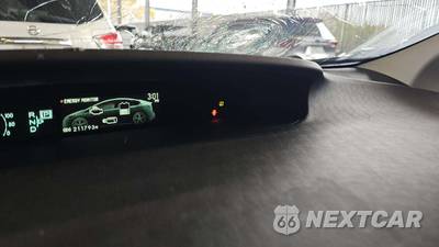 2012 Toyota Prius Two - zdjęcie 33 z 58 - miniatura