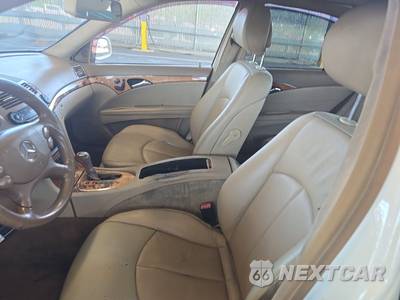 2009 Mercedes-Benz E 350 Sedan - zdjęcie 7 z 77 - miniatura