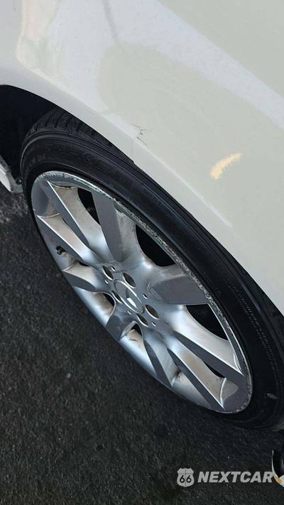 2009 Mercedes-Benz E 350 Sedan - zdjęcie 33 z 77 - miniatura