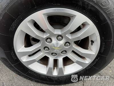 2018 Chevrolet Suburban 1500 LT 1LT - zdjęcie 28 z 36 - miniatura