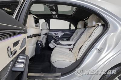 2020 Mercedes-Benz AMG S 63 4MATIC Sedan - zdjęcie 44 z 50 - miniatura