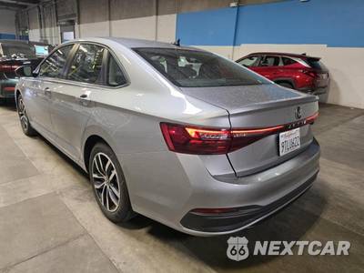 2025 Volkswagen Jetta SE - zdjęcie 7 z 23 - miniatura