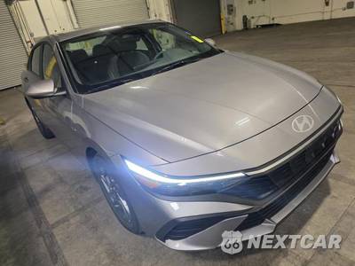 2026 Hyundai Elantra Hybrid Blue - zdjęcie 5 z 23 - miniatura