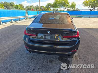 2020 BMW 3 Series Sedan 330i - zdjęcie 5 z 28 - miniatura
