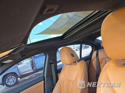 2020 BMW 3 Series Sedan 330i - zdjęcie 17 z 28 - miniatura