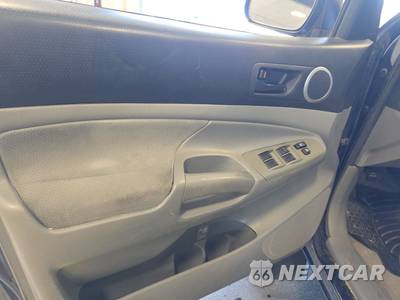 2008 Toyota Tacoma PreRunner Crew Cab Medium Bed - zdjęcie 9 z 31 - miniatura