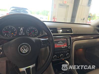 2013 Volkswagen Passat V6 SEL Premium - zdjęcie 11 z 35 - miniatura
