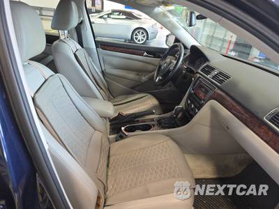 2013 Volkswagen Passat V6 SEL Premium - zdjęcie 8 z 35 - miniatura