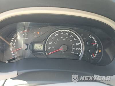 2014 Toyota Sienna LE 8-Passenger 119.3" WB - zdjęcie 12 z 33 - miniatura