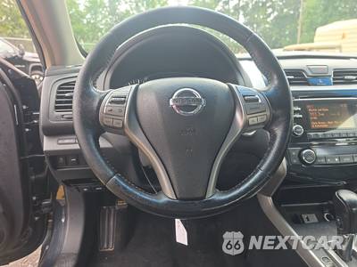 2013 Nissan Altima 2.5 SL Sedan - zdjęcie 10 z 41 - miniatura