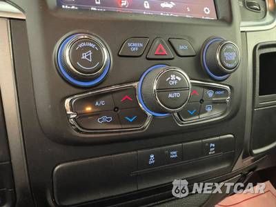 2021 Ram 1500 Classic Warlock Extended Cab Medium Bed - zdjęcie 22 z 46 - miniatura