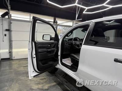 2023 Ram 1500 Limited Crew Cab Short Bed - zdjęcie 8 z 31 - miniatura