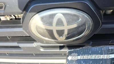 2018 Toyota Tacoma SR Extended Cab Long Bed w/Rear Doors - zdjęcie 24 z 43 - miniatura