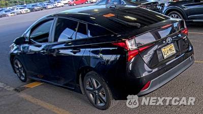 2020 Toyota Prius XLE - zdjęcie 6 z 39 - miniatura