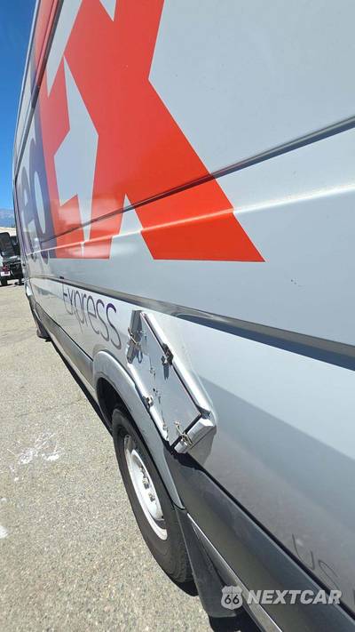 2012 Mercedes-Benz Sprinter 2500 Cargo Van High Roof 170.3" WB - zdjęcie 48 z 51 - miniatura