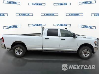 2023 Ram 2500 Tradesman Crew Cab Long Bed - zdjęcie 4 z 42 - miniatura