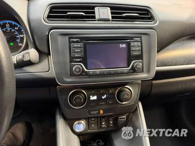 2018 Nissan LEAF S - zdjęcie 14 z 37 - miniatura