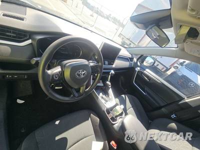 2025 Toyota RAV4 XLE - zdjęcie 11 z 17 - miniatura