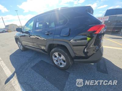 2025 Toyota RAV4 XLE - zdjęcie 6 z 17 - miniatura