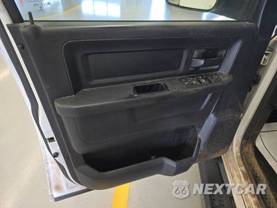 2016 Ram 1500 Tradesman Crew Cab Short Bed - zdjęcie 9 z 29 - miniatura