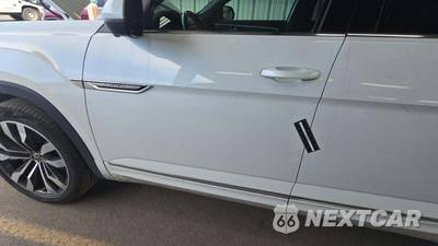 2022 Volkswagen Atlas Cross Sport V6 SEL Premium R-Line - zdjęcie 28 z 35 - miniatura