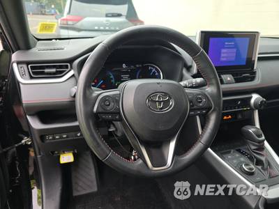 2023 Toyota RAV4 Prime SE - zdjęcie 10 z 30 - miniatura