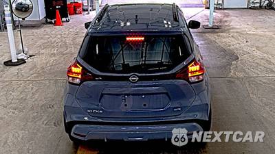 2023 Nissan Kicks SR - zdjęcie 5 z 29 - miniatura