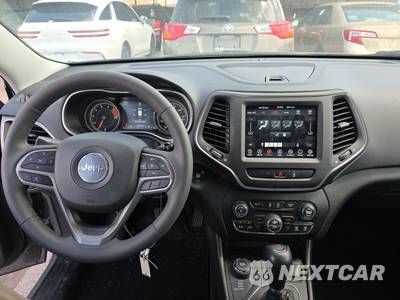 2022 Jeep Cherokee Latitude Lux - zdjęcie 11 z 26 - miniatura