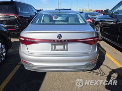 2025 Volkswagen Jetta SE - zdjęcie 5 z 26 - miniatura