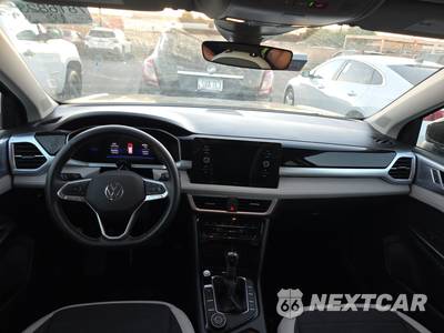 2025 Volkswagen Taos SE - zdjęcie 11 z 26 - miniatura