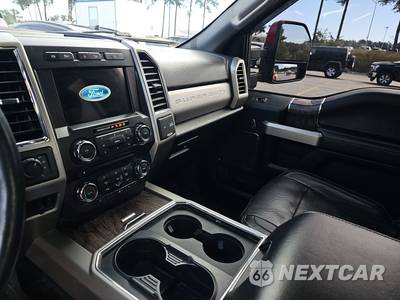 2018 Ford Super Duty F-450 Lariat Crew Cab Long Bed DRW - zdjęcie 11 z 23 - miniatura