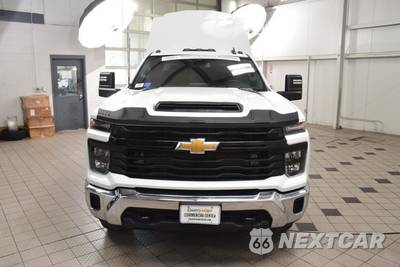 2024 Chevrolet Silverado 3500HD Cab Chassis Work Truck Crew Cab 1WT DRW - zdjęcie 2 z 41 - miniatura
