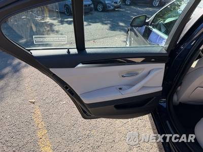 2012 BMW 5 Series Sedan 535i xDrive - zdjęcie 10 z 37 - miniatura
