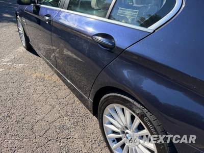 2012 BMW 5 Series Sedan 535i xDrive - zdjęcie 28 z 37 - miniatura