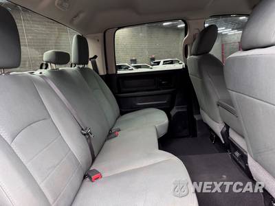 2018 Ram 2500 Tradesman Crew Cab Medium Bed - zdjęcie 17 z 21 - miniatura