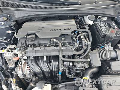 2024 Hyundai Elantra Limited - zdjęcie 16 z 17 - miniatura