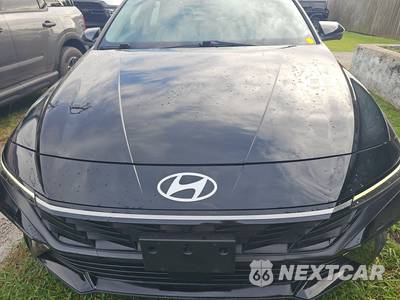 2024 Hyundai Elantra Limited - zdjęcie 2 z 17 - miniatura