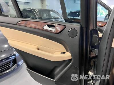 2018 Mercedes-Benz GLS 450 4MATIC - zdjęcie 26 z 35 - miniatura