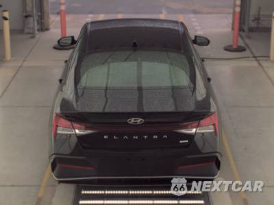 2025 Hyundai Elantra Hybrid SEL Sport - zdjęcie 5 z 18 - miniatura