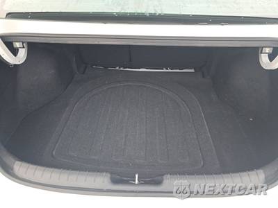 2025 Hyundai Elantra SEL Convenience - zdjęcie 16 z 18 - miniatura