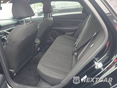 2025 Hyundai Elantra Hybrid SEL Sport - zdjęcie 13 z 18 - miniatura